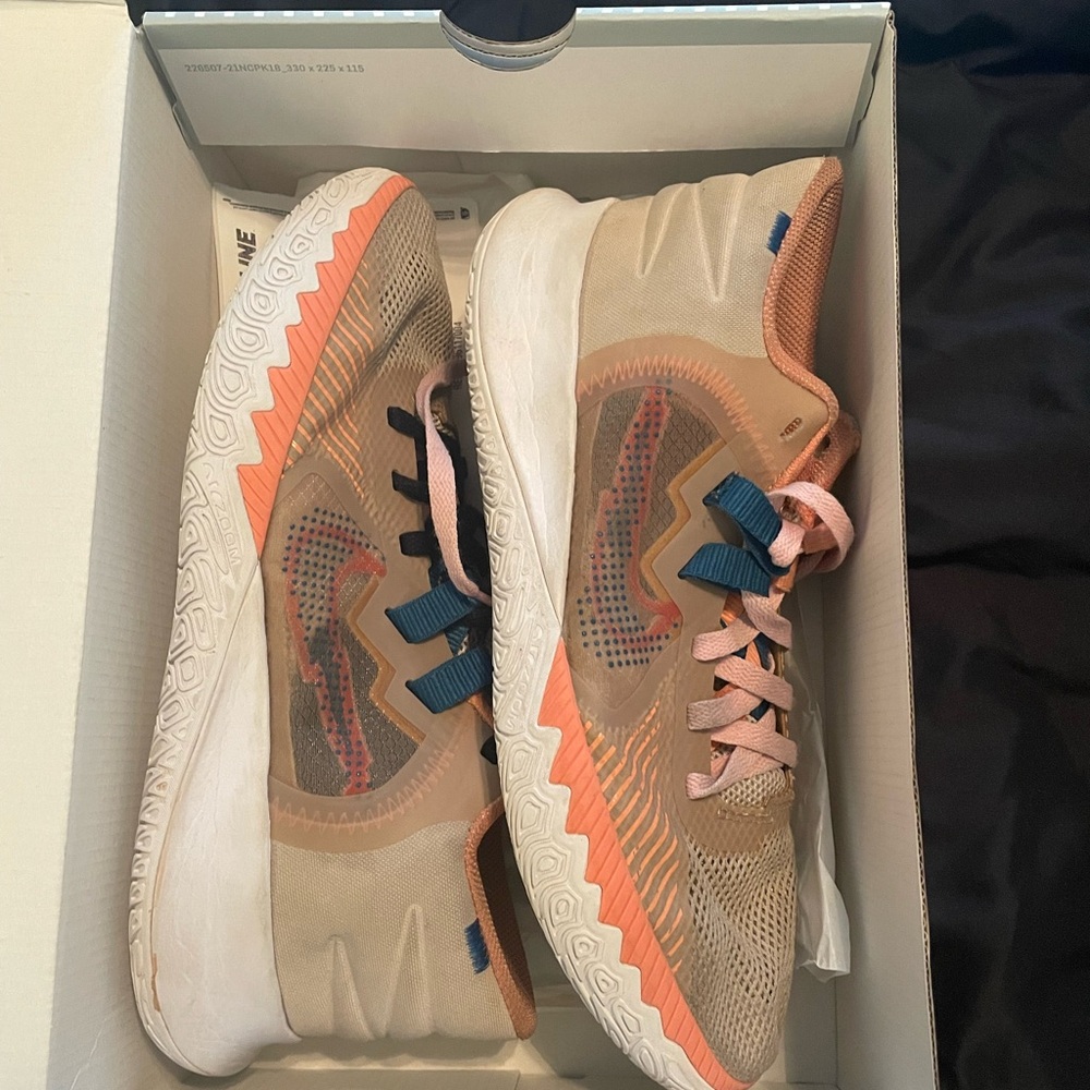 Kyrie flytraps